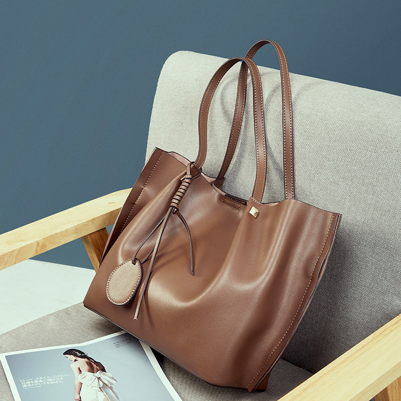 Tote Shoulder Bag in Calf Leather