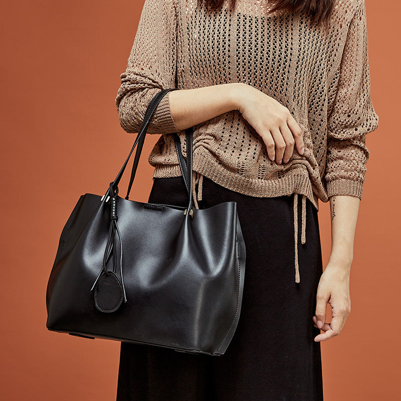 Tote Shoulder Bag in Calf Leather