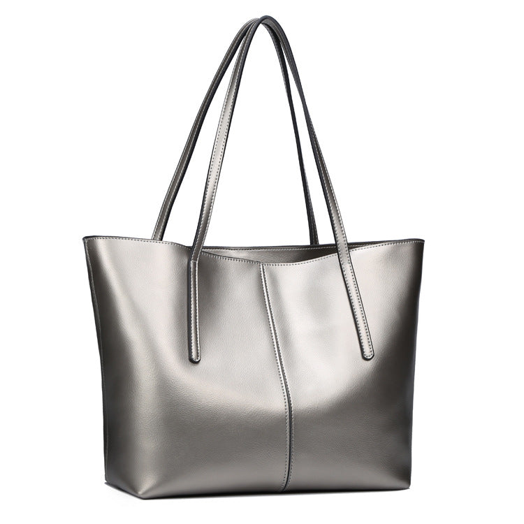 Mid Size Shoulder Bag in Calf Leather