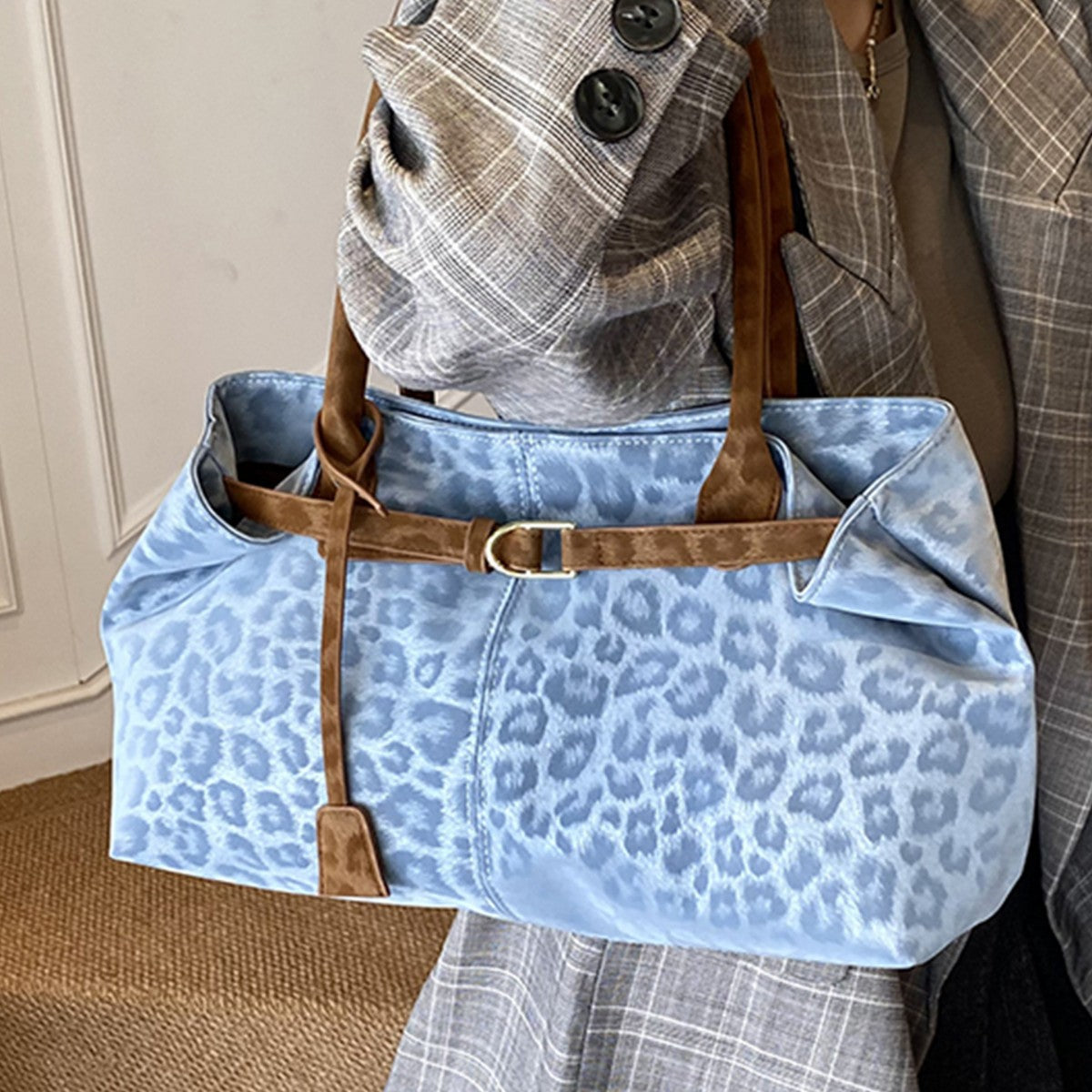 Leopard-print  Versatile Shoulder Bag