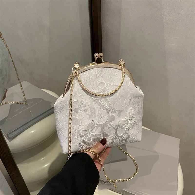 Women's Fabric Embroidered Chain Retro Messenger Bag
