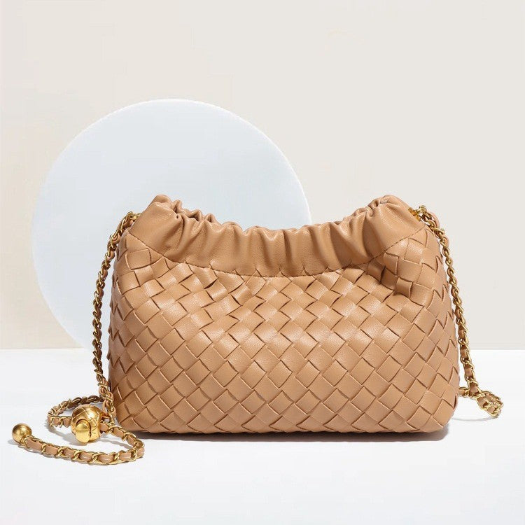 Cloud-shaped Woven Crossbody Bag