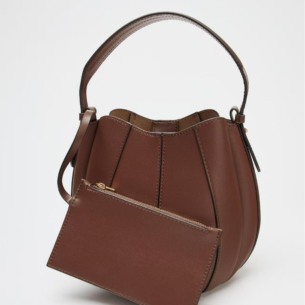 Lightweight Travel Bucket Bag